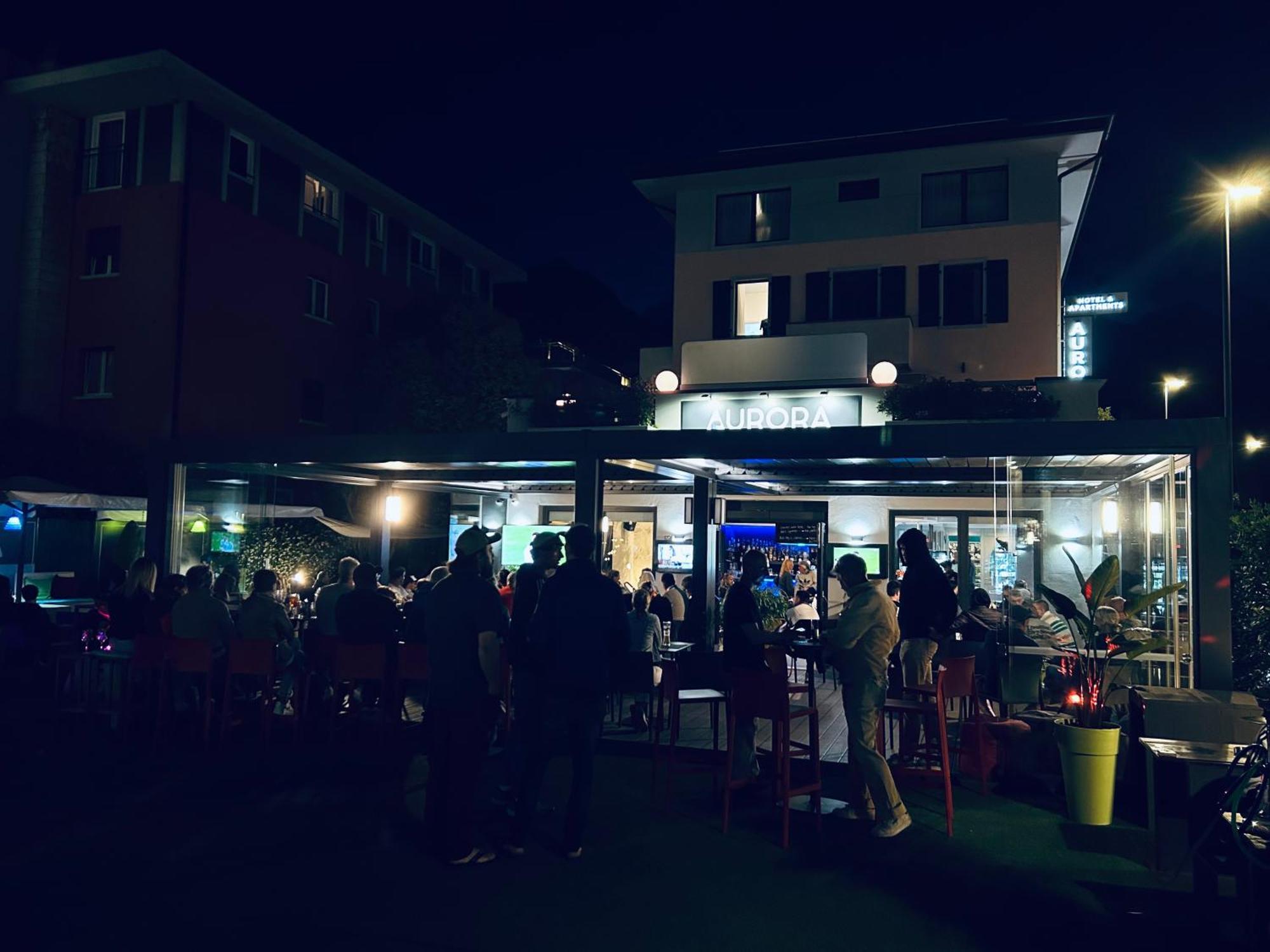 Hotel Aurora & Appartamenti Torbole Sul Garda Eksteriør billede