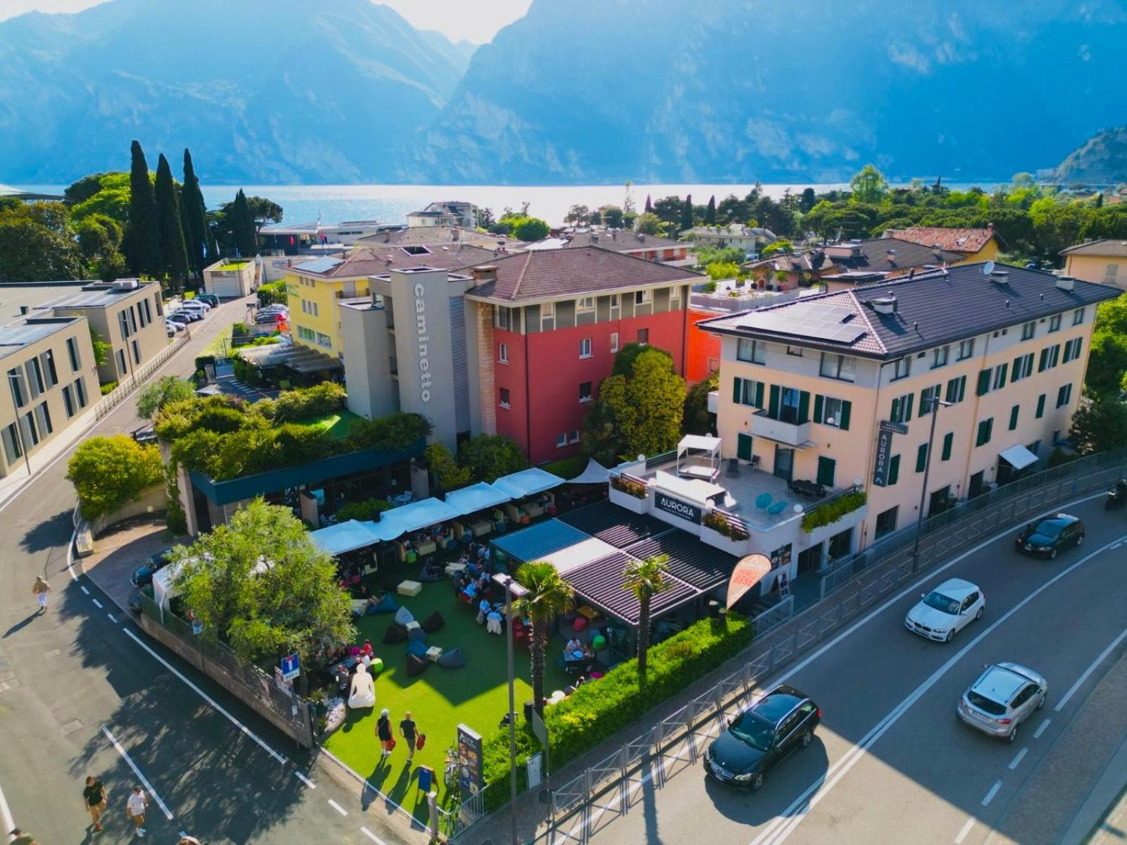 Hotel Aurora & Appartamenti Torbole Sul Garda Eksteriør billede